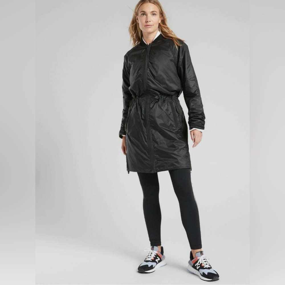 Athleta Summit Insulated Parka‎ Coat in Black Size Small
